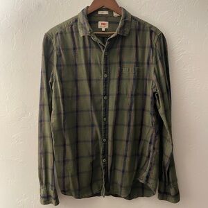 Levi's Men's Green Plaid Shirt